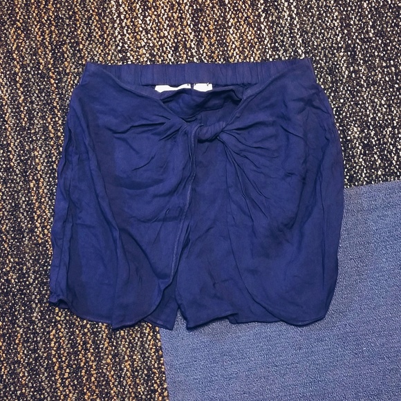 Anthropologie Dresses & Skirts - Anthropologie hei hei wrap skort